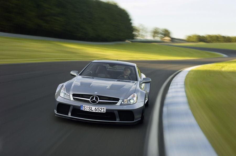  Mercedes-Benz SL65 AMG Black Series 2008 года  (фото 25 из 44)